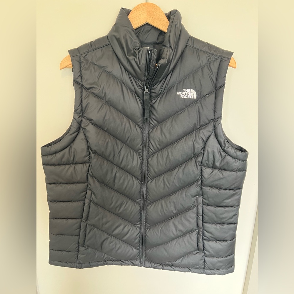 Ladies Northface down vest